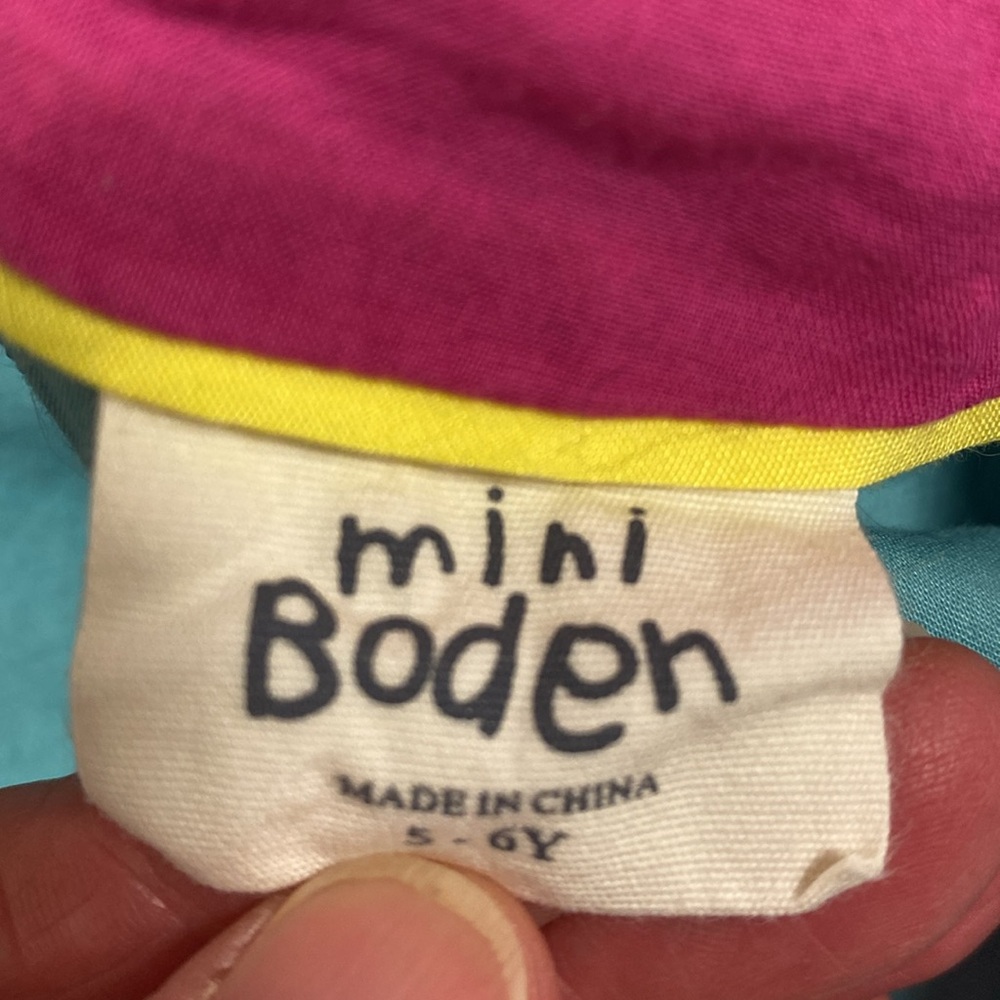 Mini Boden aqua velour embroidered sequin deer and bird jumper 5/6 - Picture 8 of 9